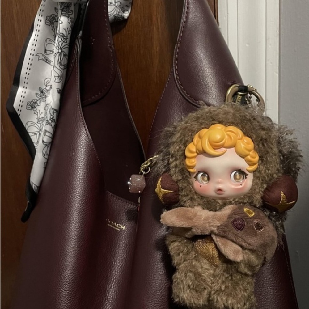 Pop Mart SKULLPANDA “You Found Me!” Plush - Sneaky Chestnut